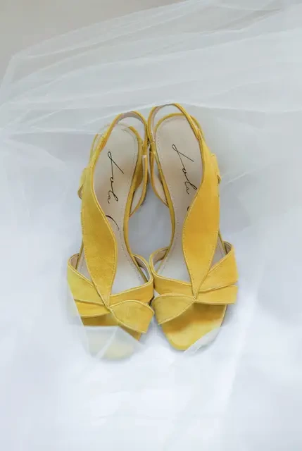 chaussures jaune mariée